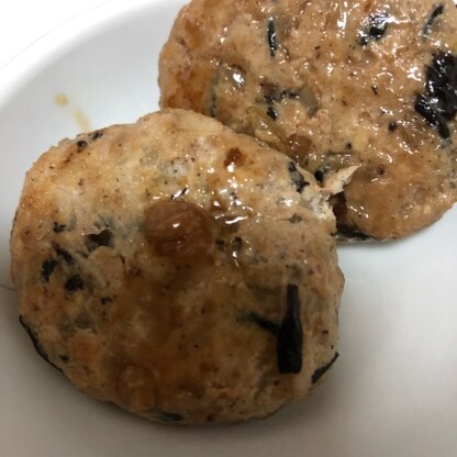 美味しくてあっという間に完食でした。お弁当用に小さいサイズも作りました。アレンジでひじきもう入れました。美味しいレシピどうもありがとうございました。